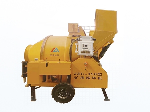 礦用濕噴臺(tái)車(chē)，礦用混凝土泵，礦用攪拌機(jī)發(fā)貨